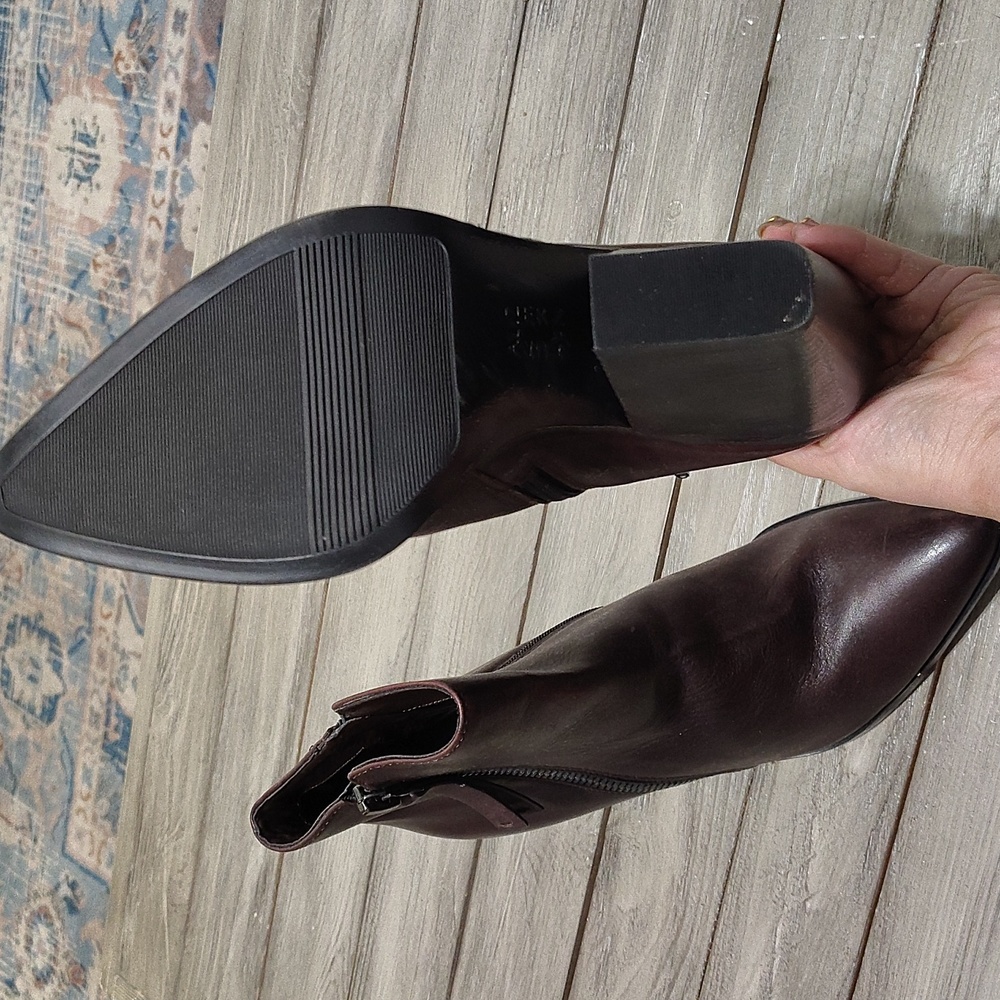 New Naturalizer Freya Leather Booties In Dark Brown Size Woman's 10 - Picture 10 of 14